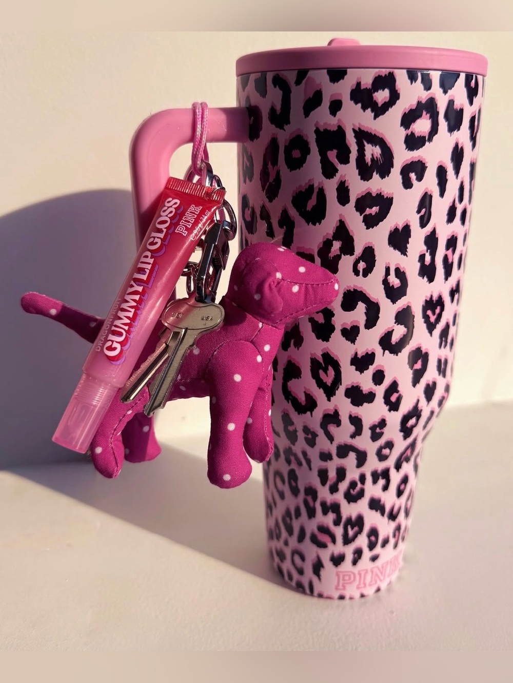 LIMITED EDITION VS Pink leopard Hydro Jug with matching key chains sold out
